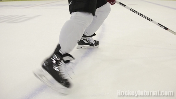 How-to-skate-faster-in-ice-hockey-video-tutorial-hockeytutorial-5