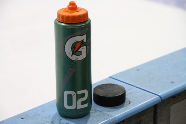 how to warm and stretch up for hockey players hydration