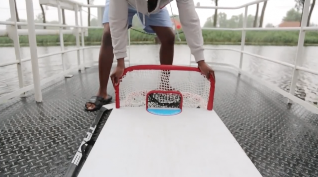 Best Gift ideas For Any Hockey Player SAUCE TOSS 2016-12-02 at 00.26.42