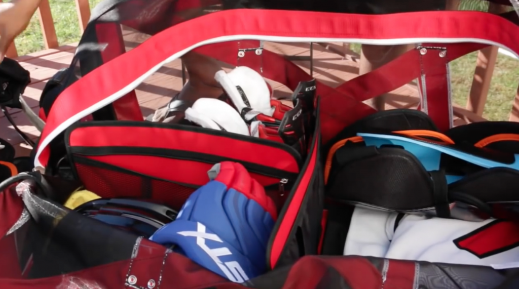 Best Gift ideas For Any Hockey Player grit airbox bag 2016-12-02 at 00.31.04