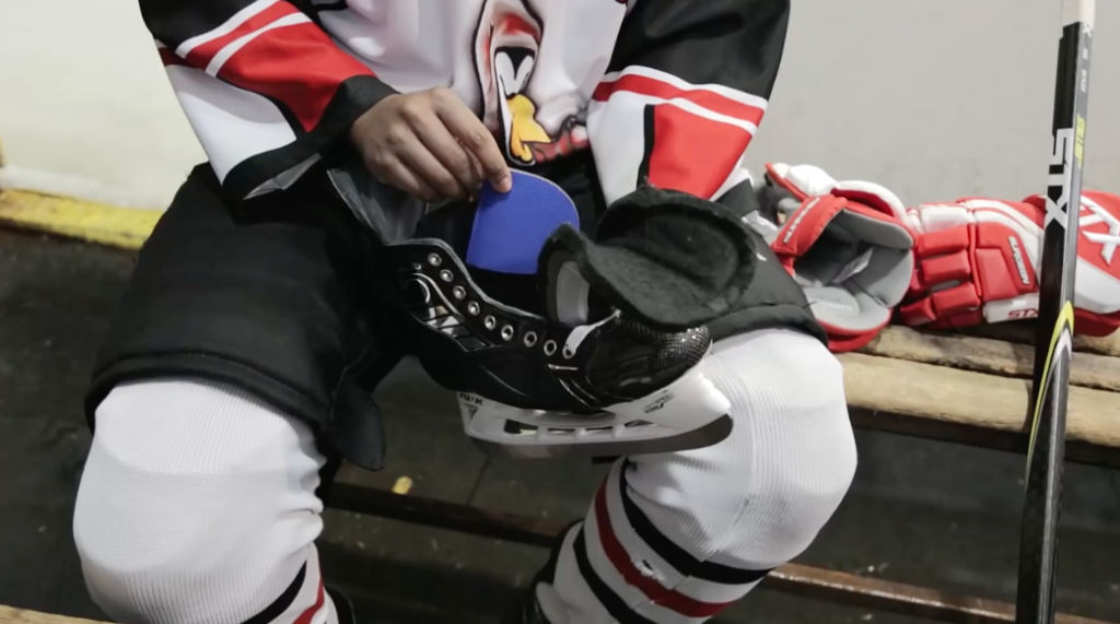 Best Gift ideas For Any Hockey Player2016-12-02 at 00.28.13